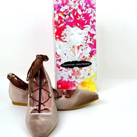 NWT  CHINESE LAUNDRY ENDLESS SUMMER VELVET  NUDE COLOR  SIZE 6.5, 7.5 , 8.0 - Picture 2 of 6